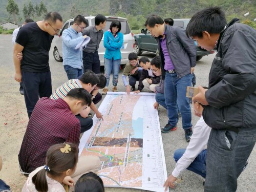 我院广西贺州至巴马高速公路（都安至巴马段）项目工程地质初步勘察工作顺利通过预验收