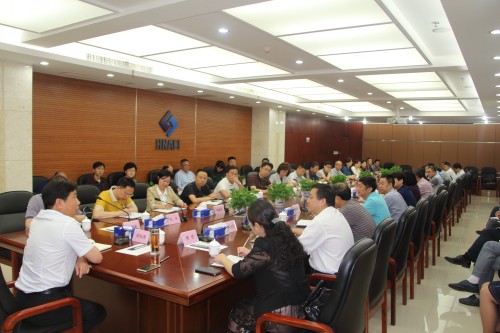 省林业厅党组书记胡长清同志为院党委中心组（扩大） 集中学习作专题辅导报告