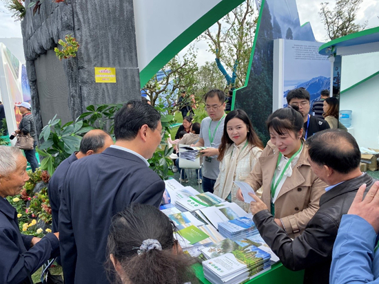 湖南省国有林场协会高质量完成2019年中国森林旅游节湖南馆布展服务工作