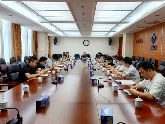 康庆云书记参加所在农业分院党支部专题组织生活会