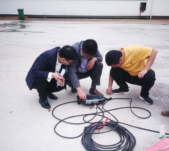 地质雷达_副本.jpg 地质雷达_副本.jpg