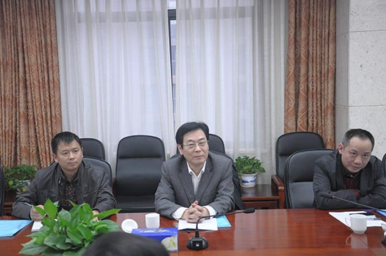 省直工委常务副书记王秋沙率队到省林业设计院考察全国五一劳动奖章候选对象